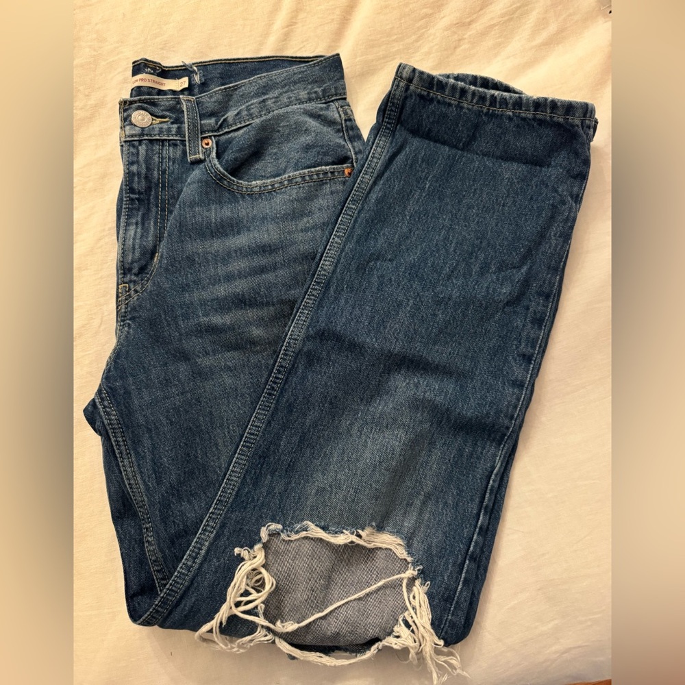 Levi’s Low Pro Straight Jeans Size 27